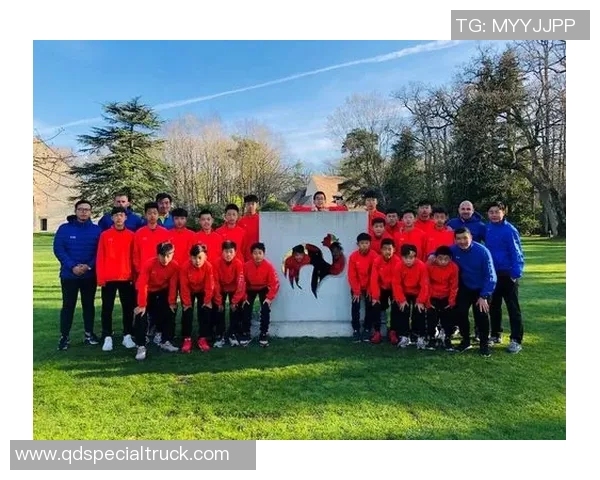 方丹足球学校培养的顶级球星成就传奇足坛之路