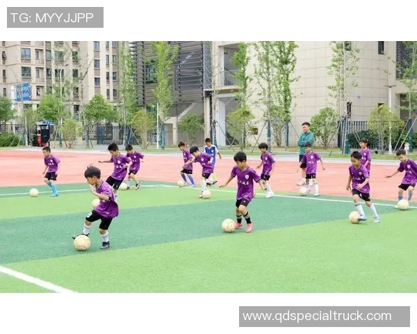 足球小将重燃梦想之火挑战新赛季引爆全新激战再掀风云